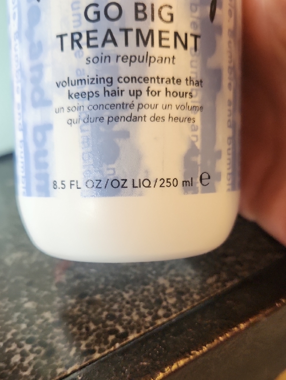 Bumble and bumble Thickening Go Big Treatment - White and Light Blue Label - Picture 4 of 5
